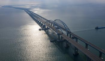 "Любэ" снимет клип о Крымском мосте